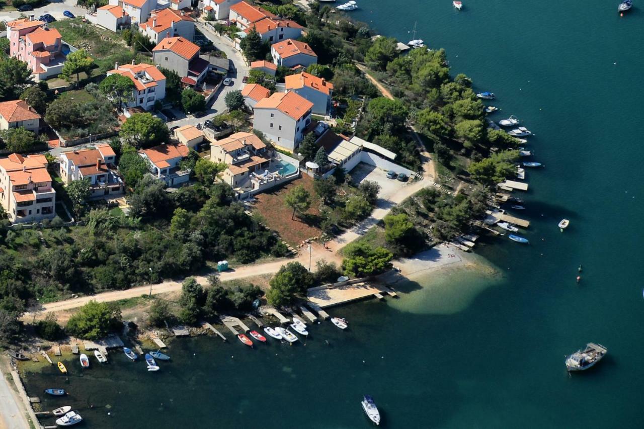 Apartments villa MaVeRo Banjole Exteriör bild