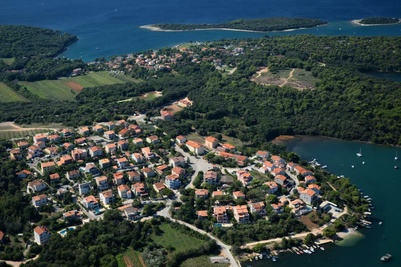 Apartments villa MaVeRo Banjole Exteriör bild